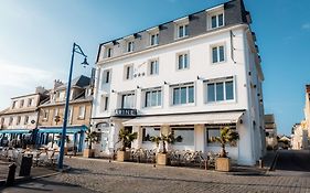 Hotel De La Marine